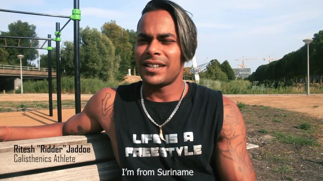 Short do****entary on sports !