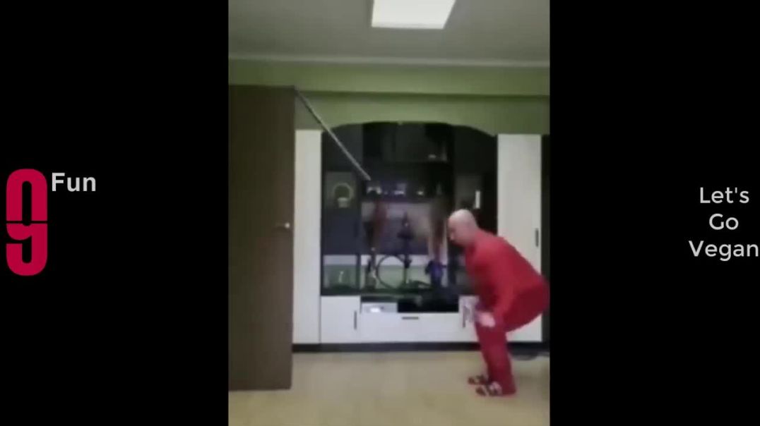 DO NOT LAUGH !