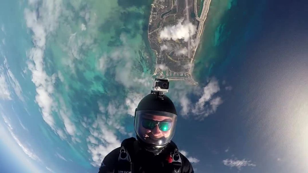 Best jumps of Decade--Skydiving over Bahamas !!