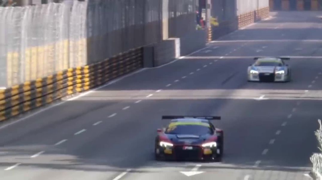 UNFORGETABLE  MOMENTS IN SPORTS!