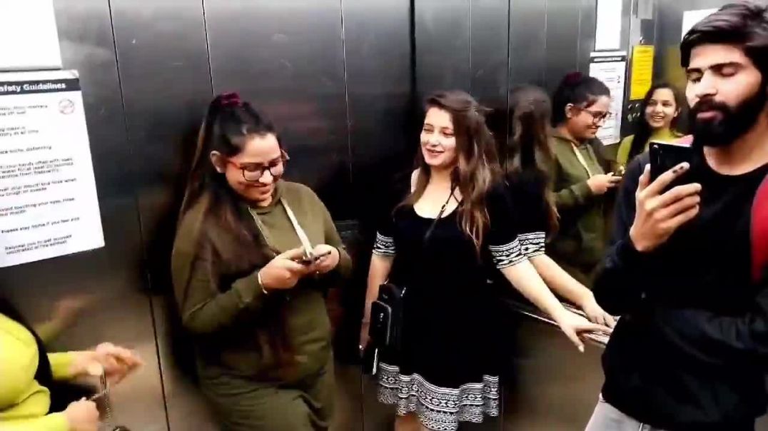 Asking My Girlfriend  Alexa !