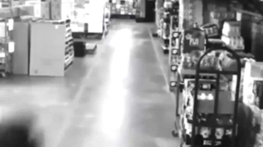 Video Leaves Viewers Baffled!