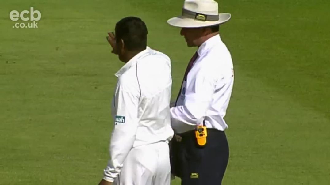 Murali Takes 10 at Edgbaston !