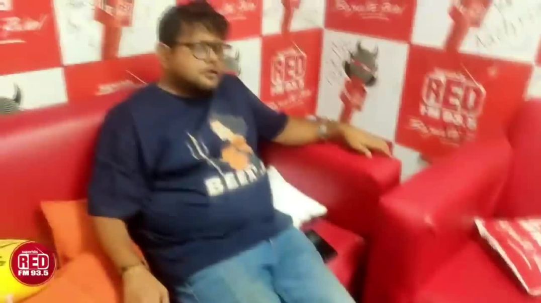 Hilarious Battle of Wits-- Le Panga ---Comedy