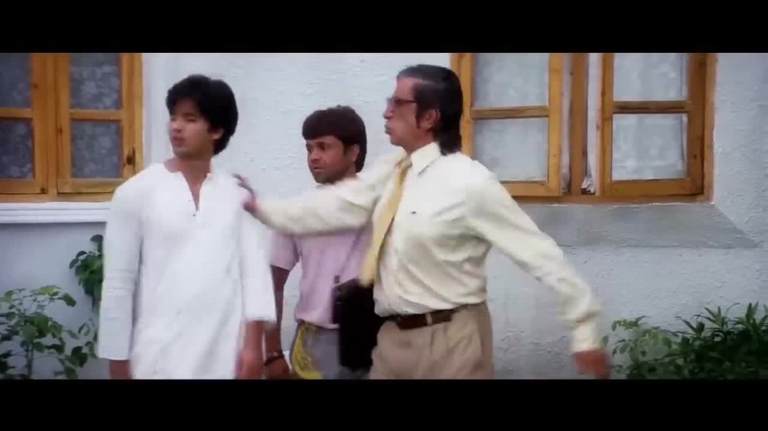 Laundry Mishaps: A Hilarious Tale of Learning to Wash Clothes---Hindi Movie