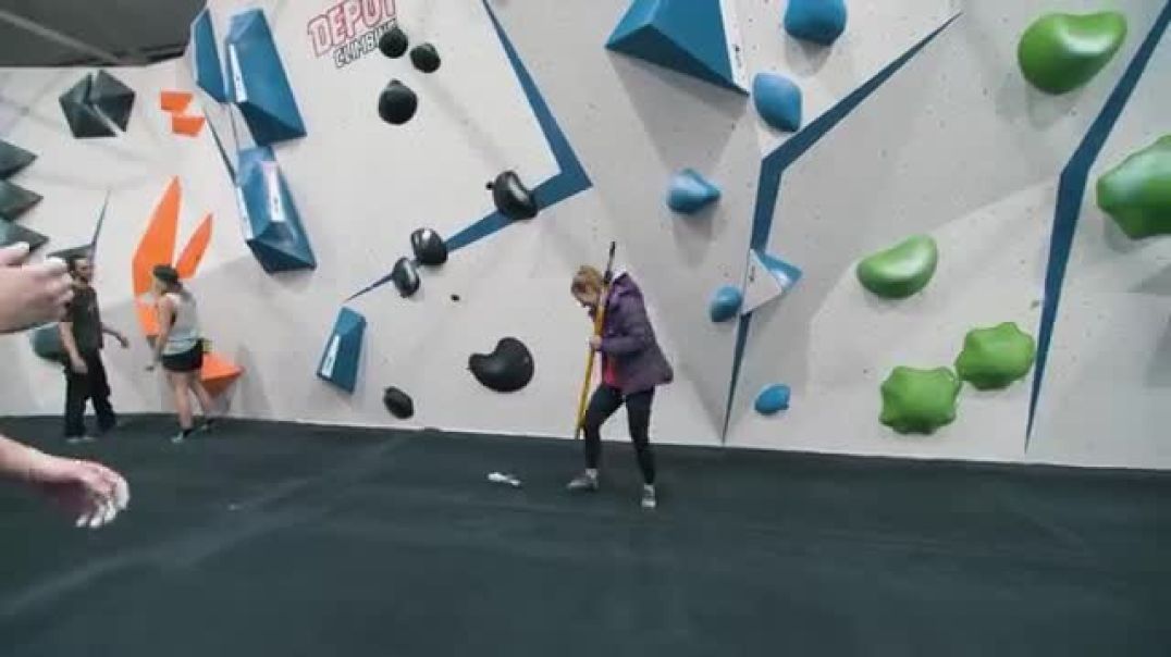 Improve Your Climbing Skills with Intermediate Techniques: Twisting, Heels, and Projecting !