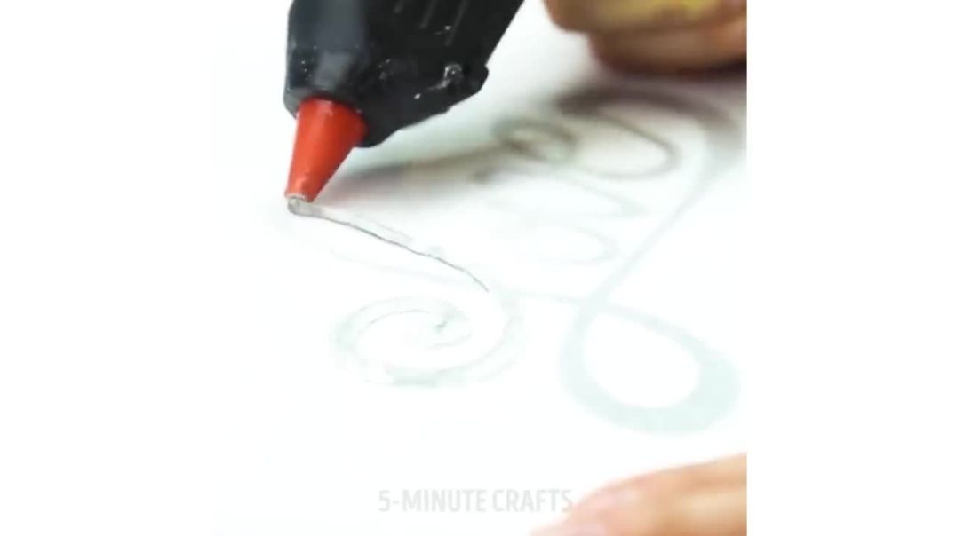 Mind-Blowing Glue Gun Crafts: Unleash Your Inner Artist !