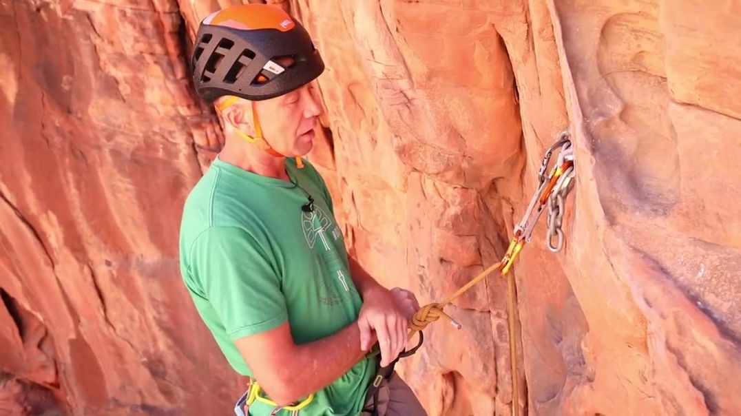 Mastering Top Rope Anchor Cleaning: Step-by-Step Guide for Climbers !