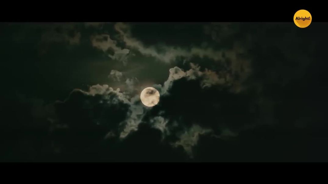 College Detectives Unravel Supernatural Secrets!