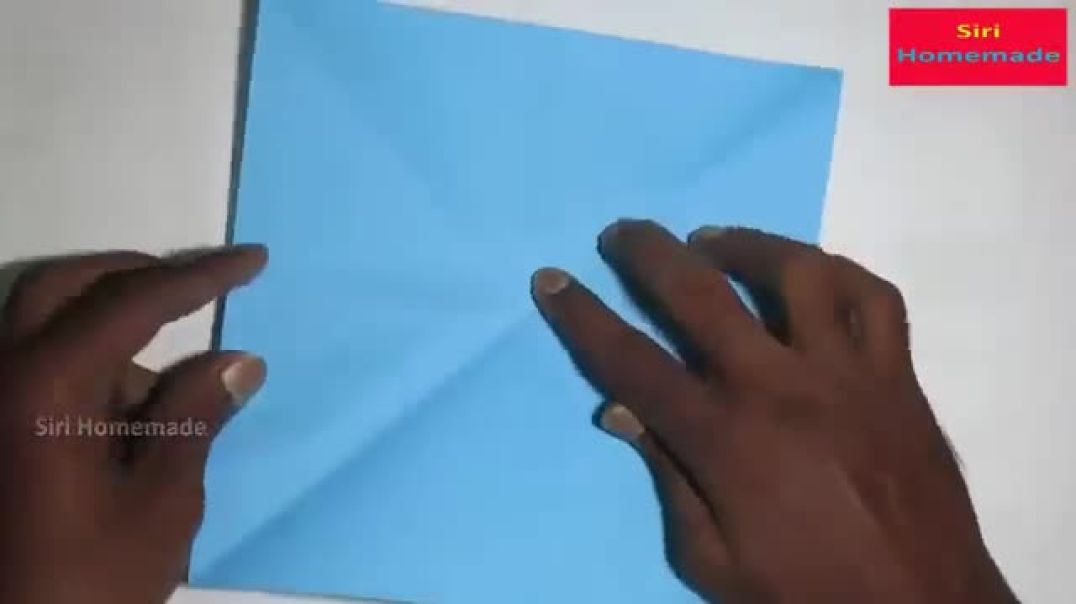Create a Cute Finger-Sitting Origami Parrot!