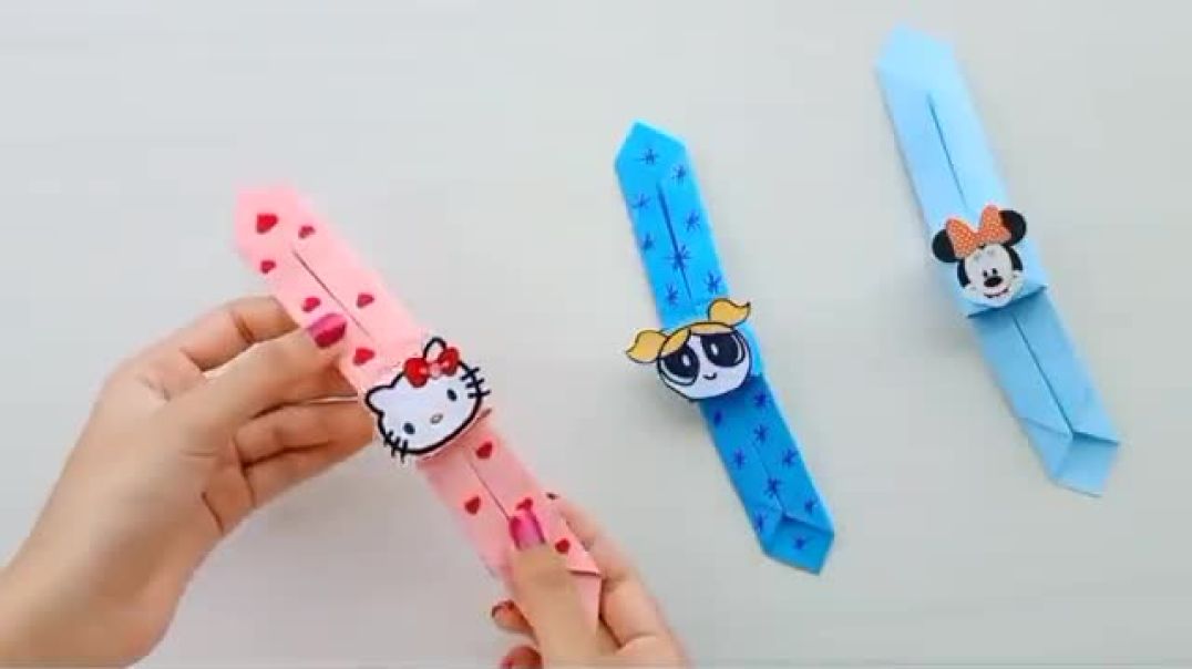 Crafting a Paper Watch: Easy DIY School Craft !