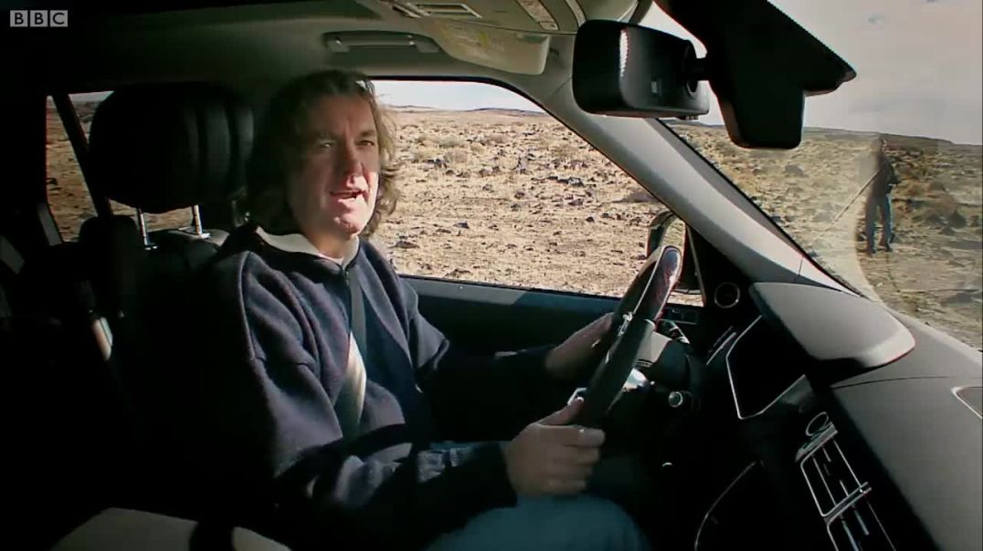 Terminator vs. Range Rover: Epic Showdown !